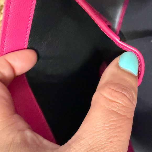 YSL Saint Laurent bi fold wallet in Fuscia Grain De Poudre - Picture 3 of 14